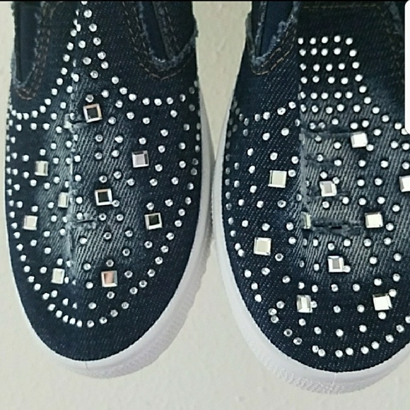 S-3 Shoes - 🆕️ Denium and Rhinestone Slip-On size 7